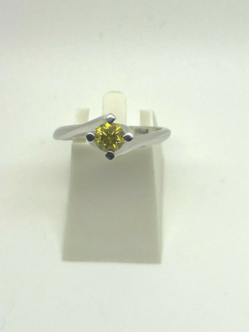 Anello Donna Solitario Oro Bianco 18k E Diamante Naturale Trattato Giallo