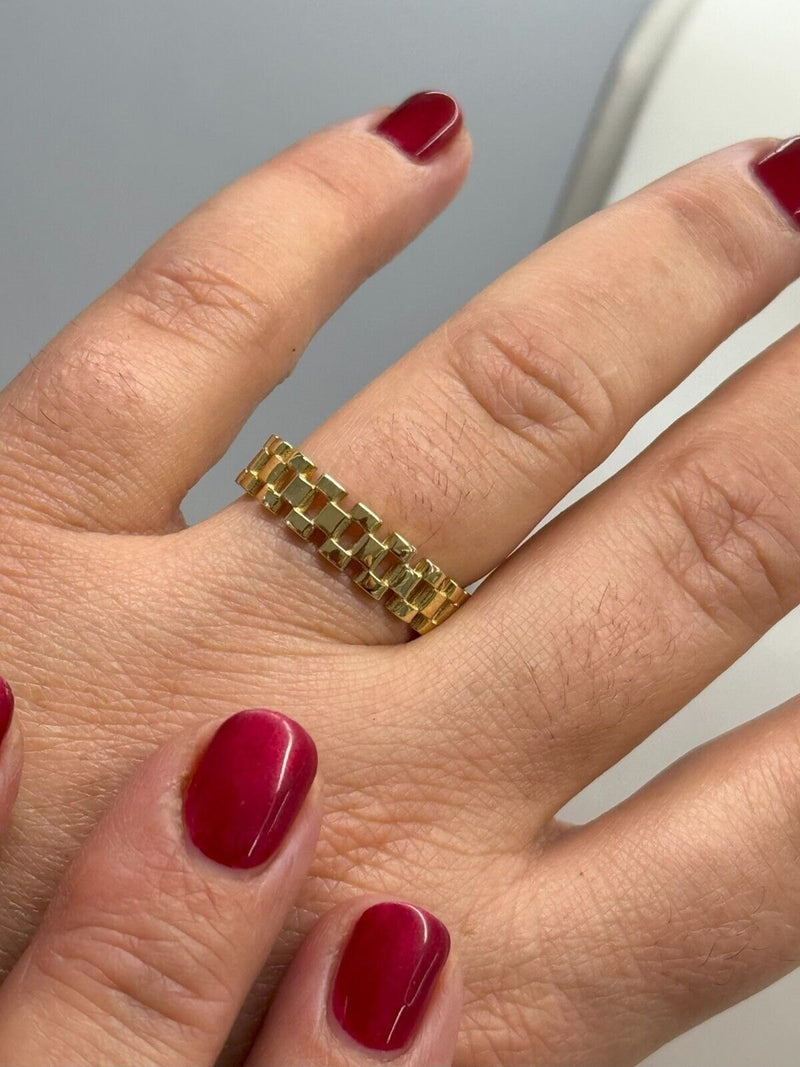 Anello Donna in Oro Giallo 18kt Titolo 750 Peso Grammi 3,33 Dito 26