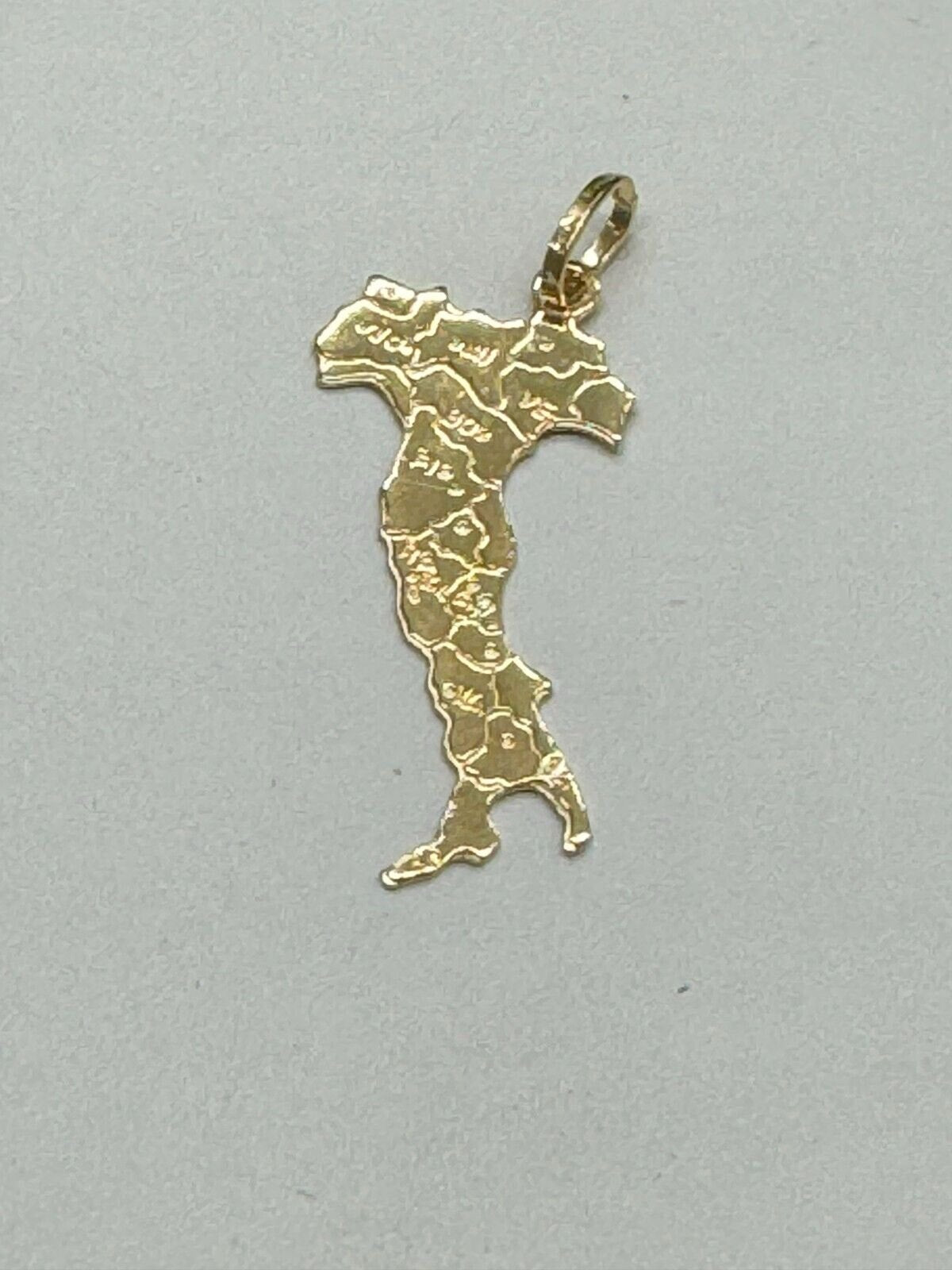 Pendente Uomo Italia In Oro Giallo E Bianco 18k Titolo 750 Peso Gr. 1,58