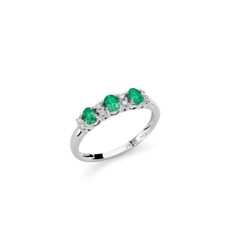 Miluna Anello Veretta Oro Bianco Con Smeraldi E Diamanti Gemme Preziose LID3423 Misura dito 14