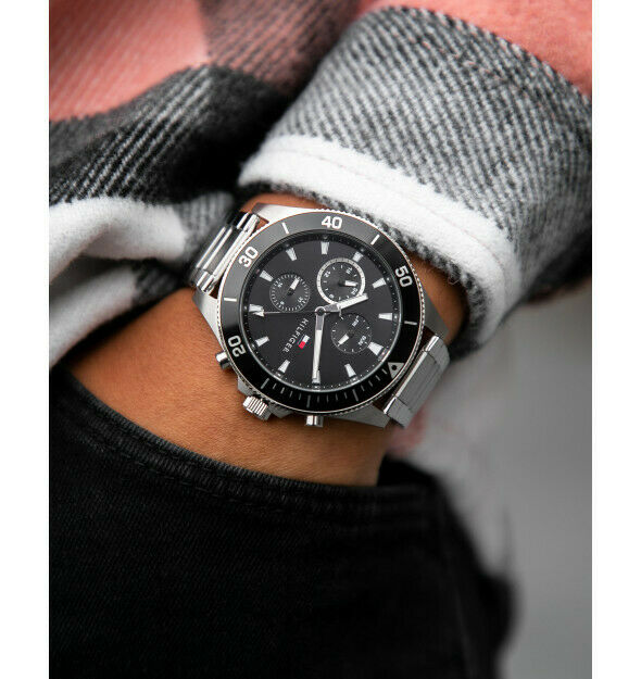 Tommy Hilfiger Larson Multifuzione Uomo Referenza 1791916 Garanzia Ufficiale - immagine 2